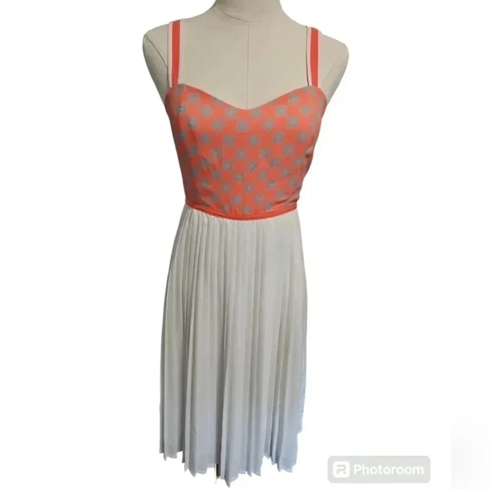 Pink Martini Dress Women XSmall Pink Abstract and White Pleated Sleeveless